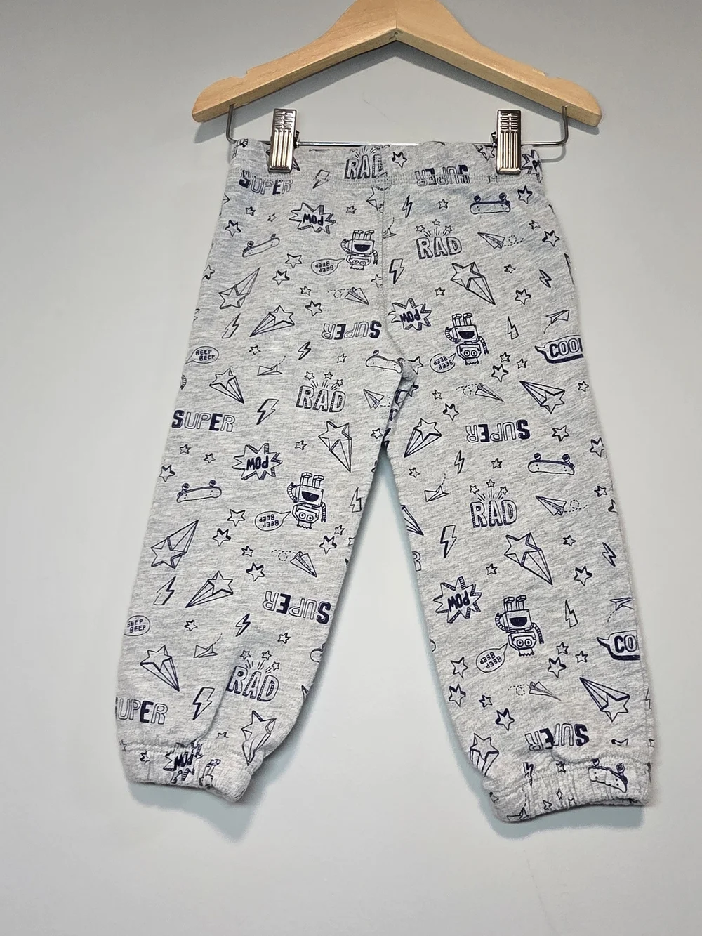 Carter's Light Gray Jogger Pants with Navy Print Robot Print